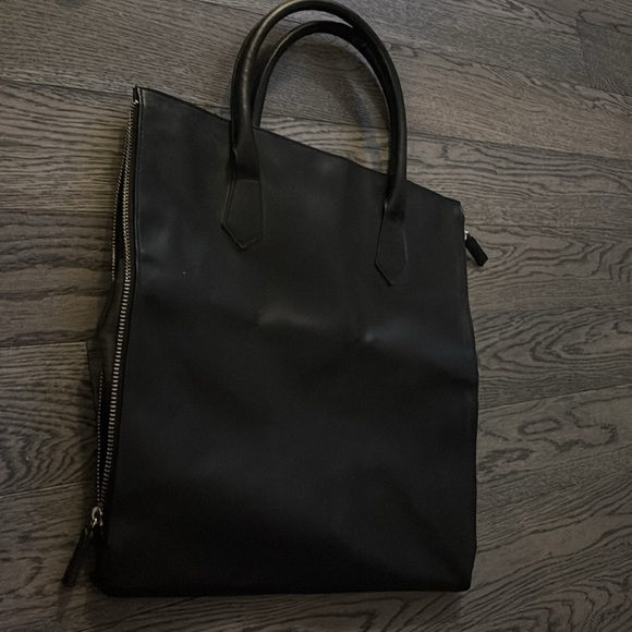 Givenchy Parfum Zip Tote bag - Picture 10 of 16